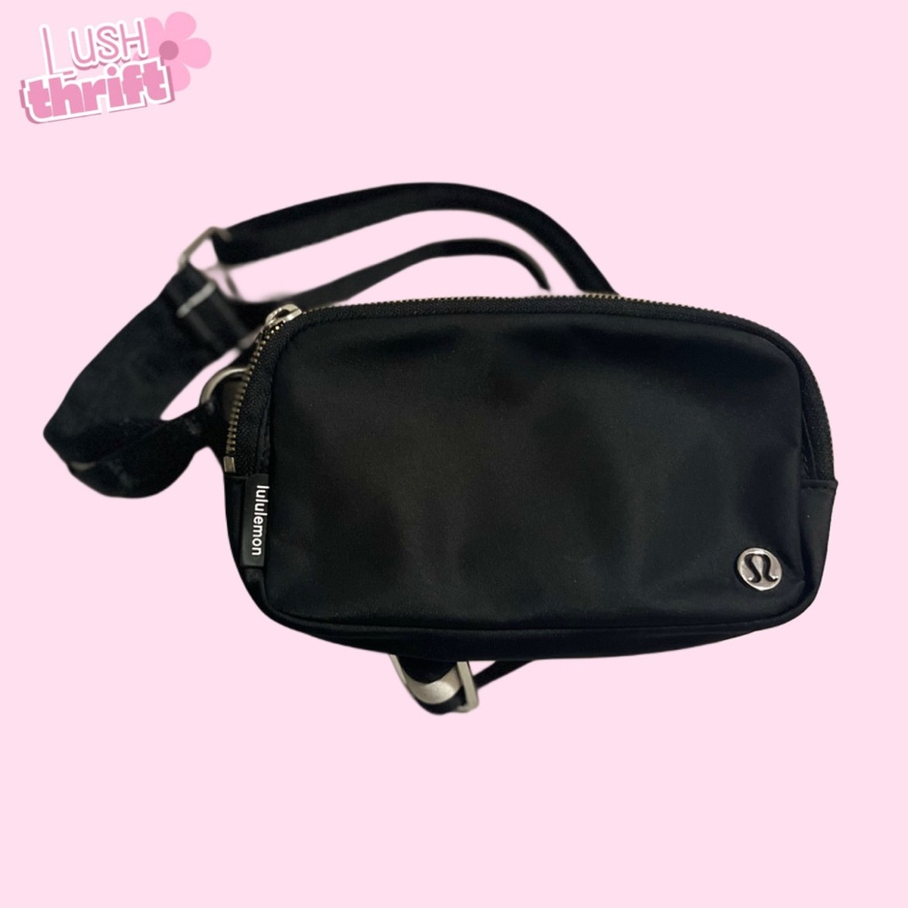 Lululemon - Black Crossbody Bag
